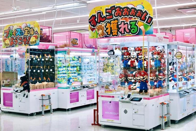 Japanese game center crane games and arcade machines at Taito Station